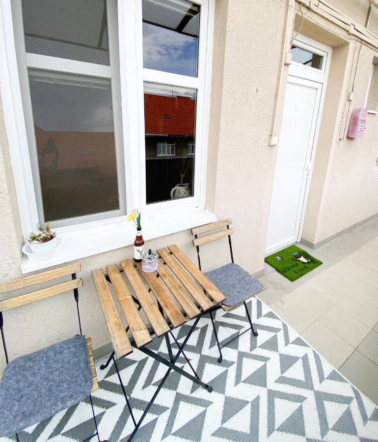 Trnavske Myto Apartman - Nove Mesto Bratislava Exteriör bild